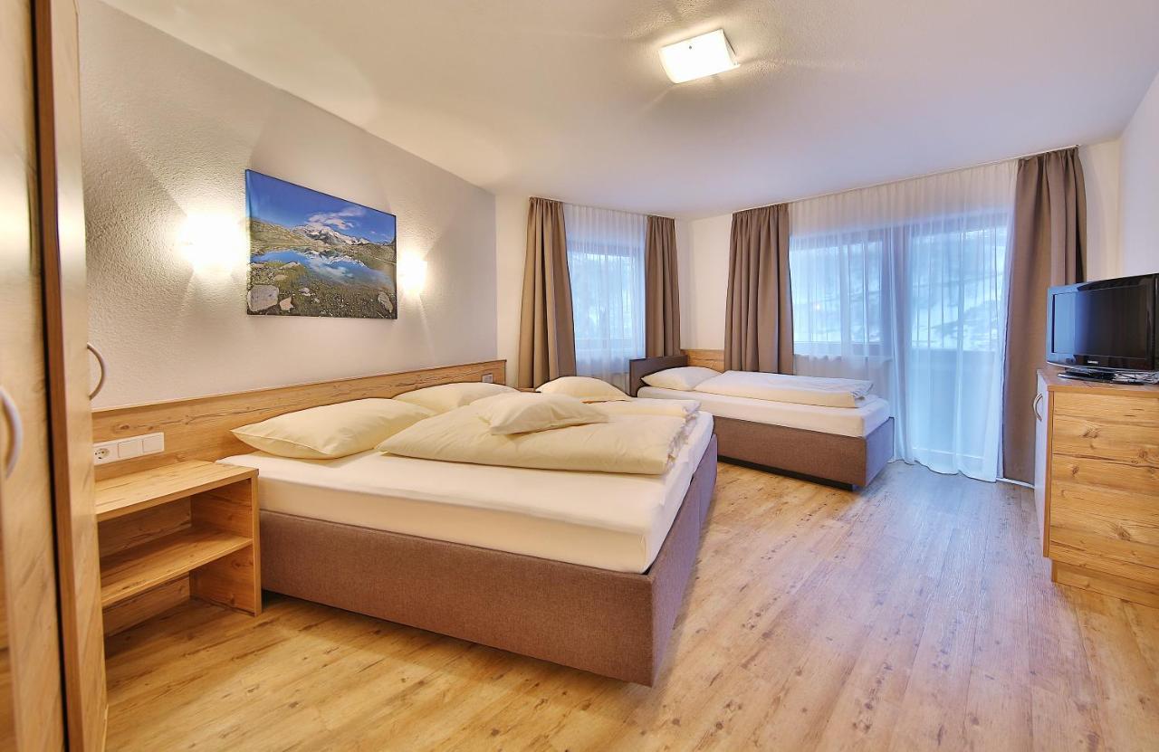 Hotel Garni Fiegl Apart Sölden Exteriör bild
