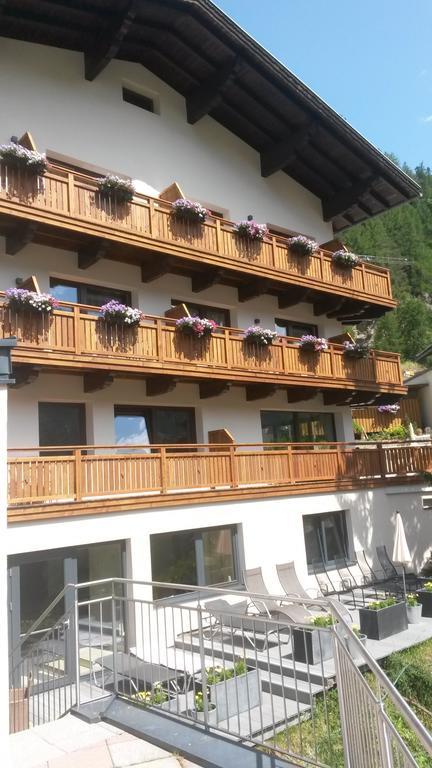 Hotel Garni Fiegl Apart Sölden Exteriör bild