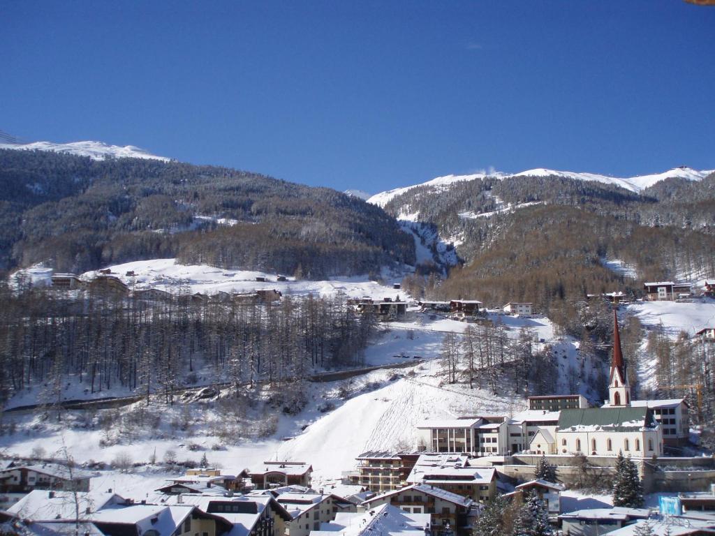 Hotel Garni Fiegl Apart Sölden Exteriör bild