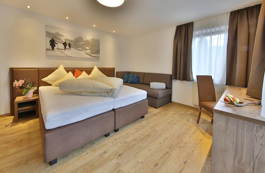 Hotel Garni Fiegl Apart Sölden Exteriör bild