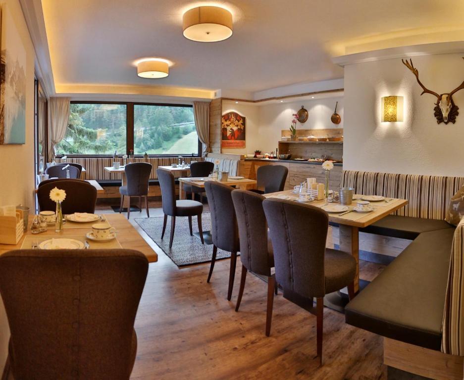 Hotel Garni Fiegl Apart Sölden Exteriör bild