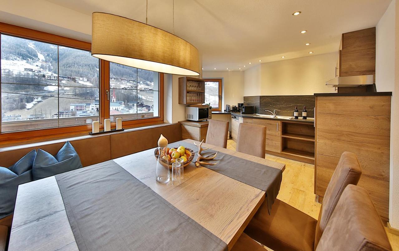 Hotel Garni Fiegl Apart Sölden Rum bild