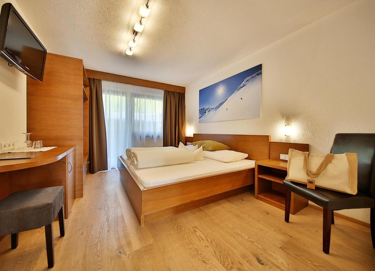 Hotel Garni Fiegl Apart Sölden Exteriör bild
